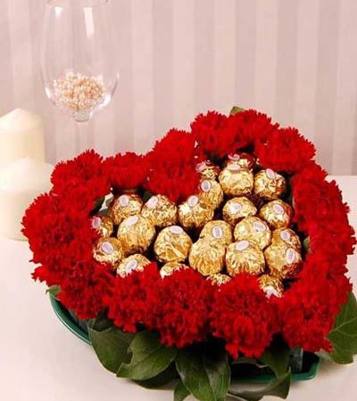 Heart Shape Ferrero Roucher Bouquet flowers Mayaflowers 