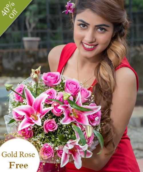 Romantic Bouquet By Maya Flowers - Free Golden Rose flowers Mayaflowers 