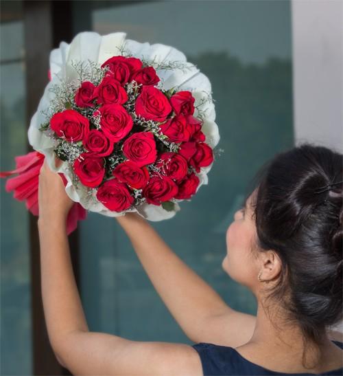 60,000+ Best Red Roses Photos · 100% Free Download · Pexels Stock Photos